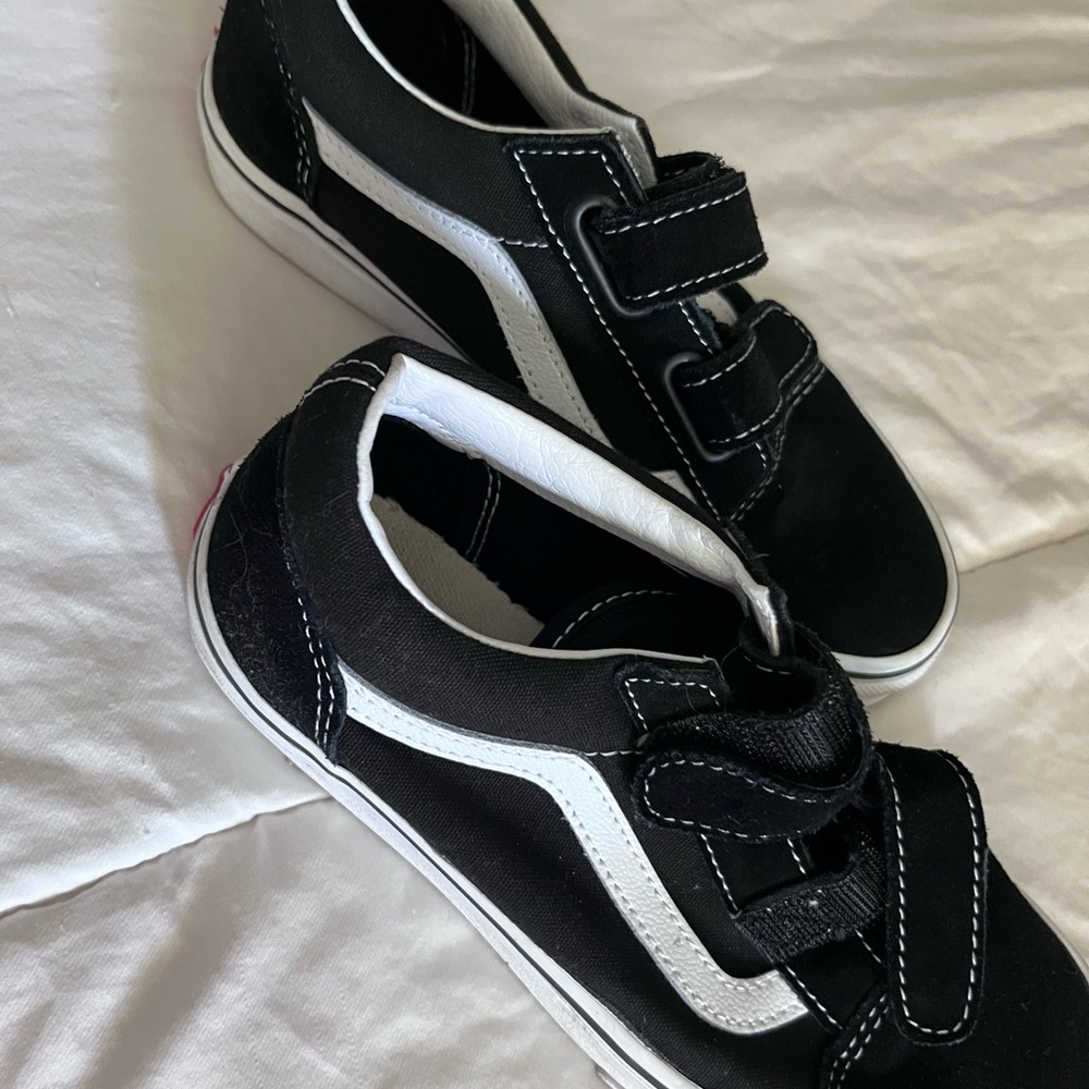 Kids Black and White Vans Velcro Sneakers